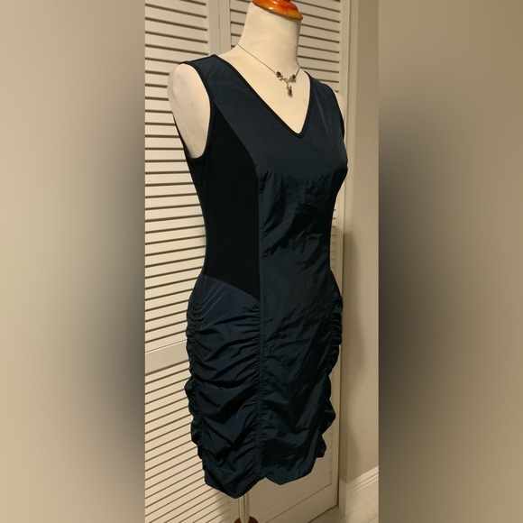 Prada-Style Navy & Black Ruched Bodycon Dress (Tag Removed) – Italian Aesthetic - Picture 1 of 5